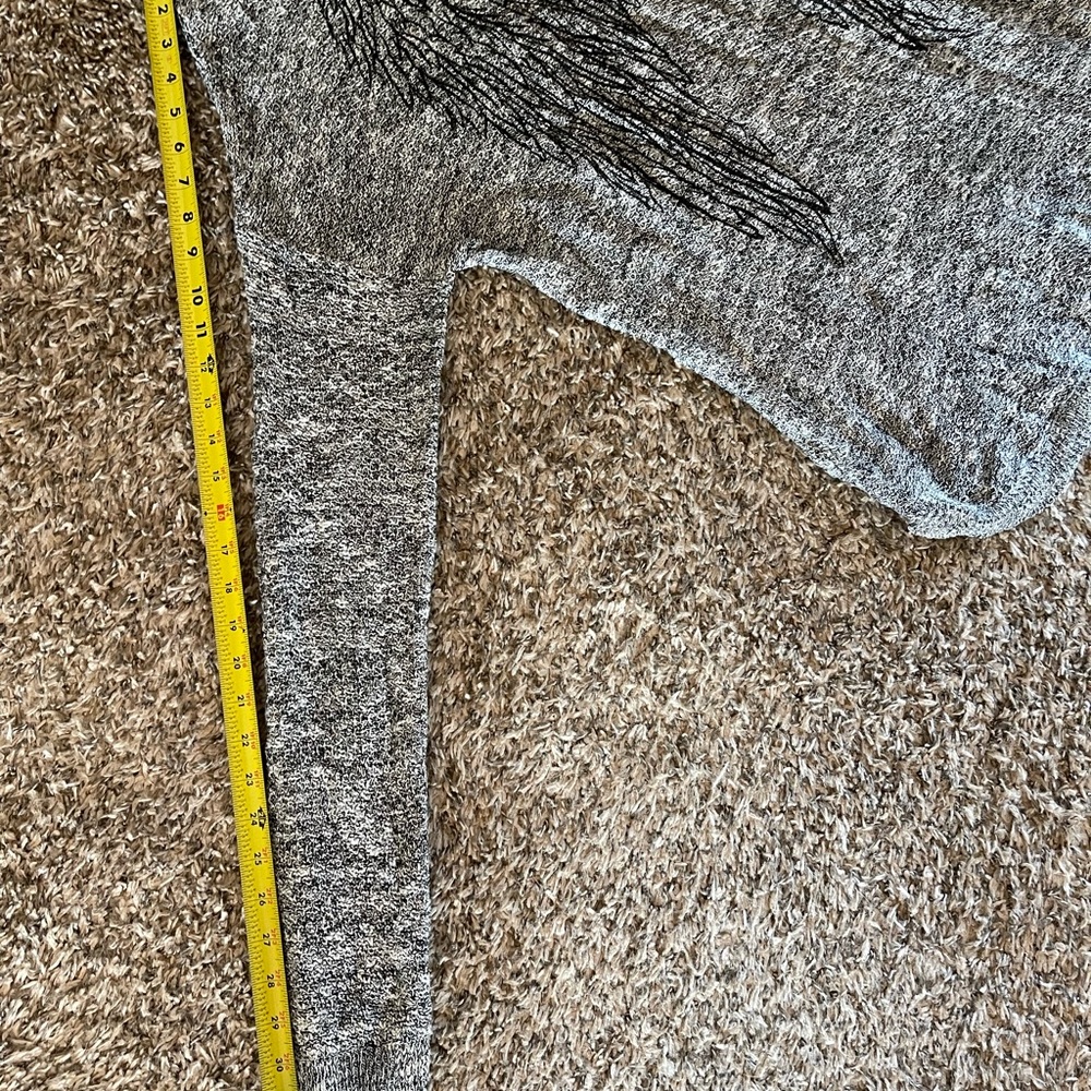 Angel wing sweater - Picture 4 of 4